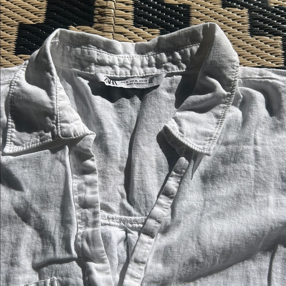 EUC Zara Cropped Button Down Top with Pockets - Picture 2 of 4